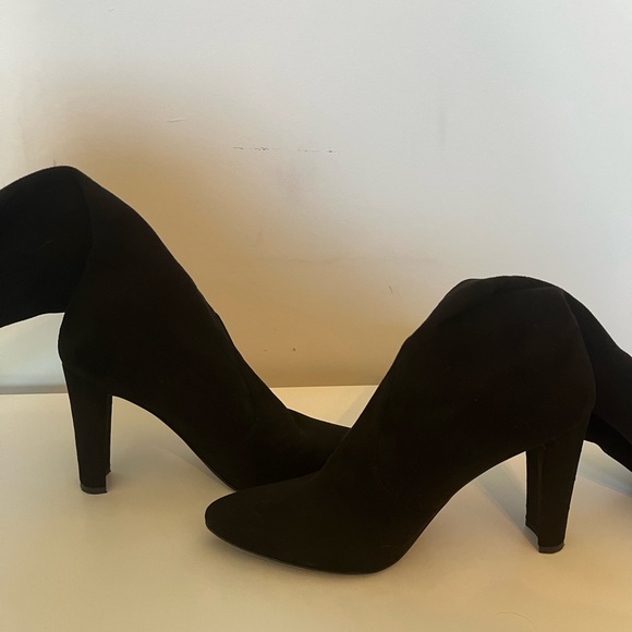 Stuart Weitzman black suede highland boot - size 7 - Picture 3 of 6